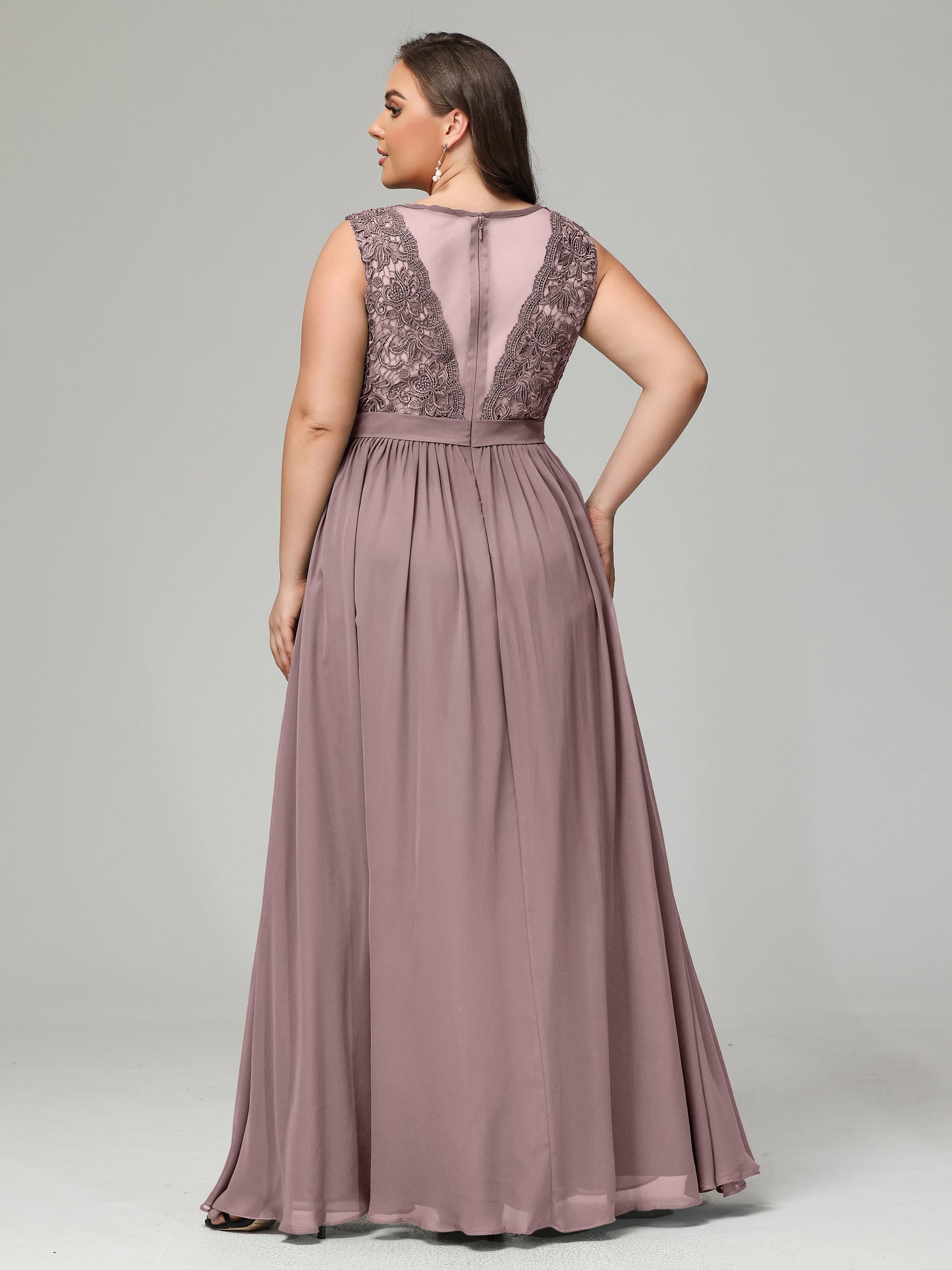 A-Line Bateau Plus Size Chiffon Bridesmaid Dresses
