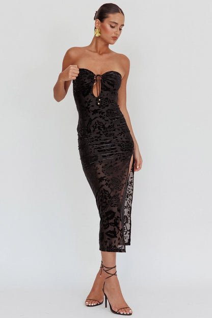 Sing To Me Keyhole Velvet Midi Dress Black