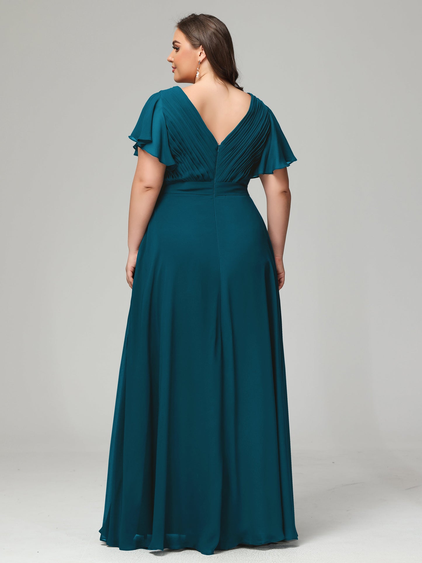 Elegant Plus Size Long Bridesmaid Dresses with Sleeves