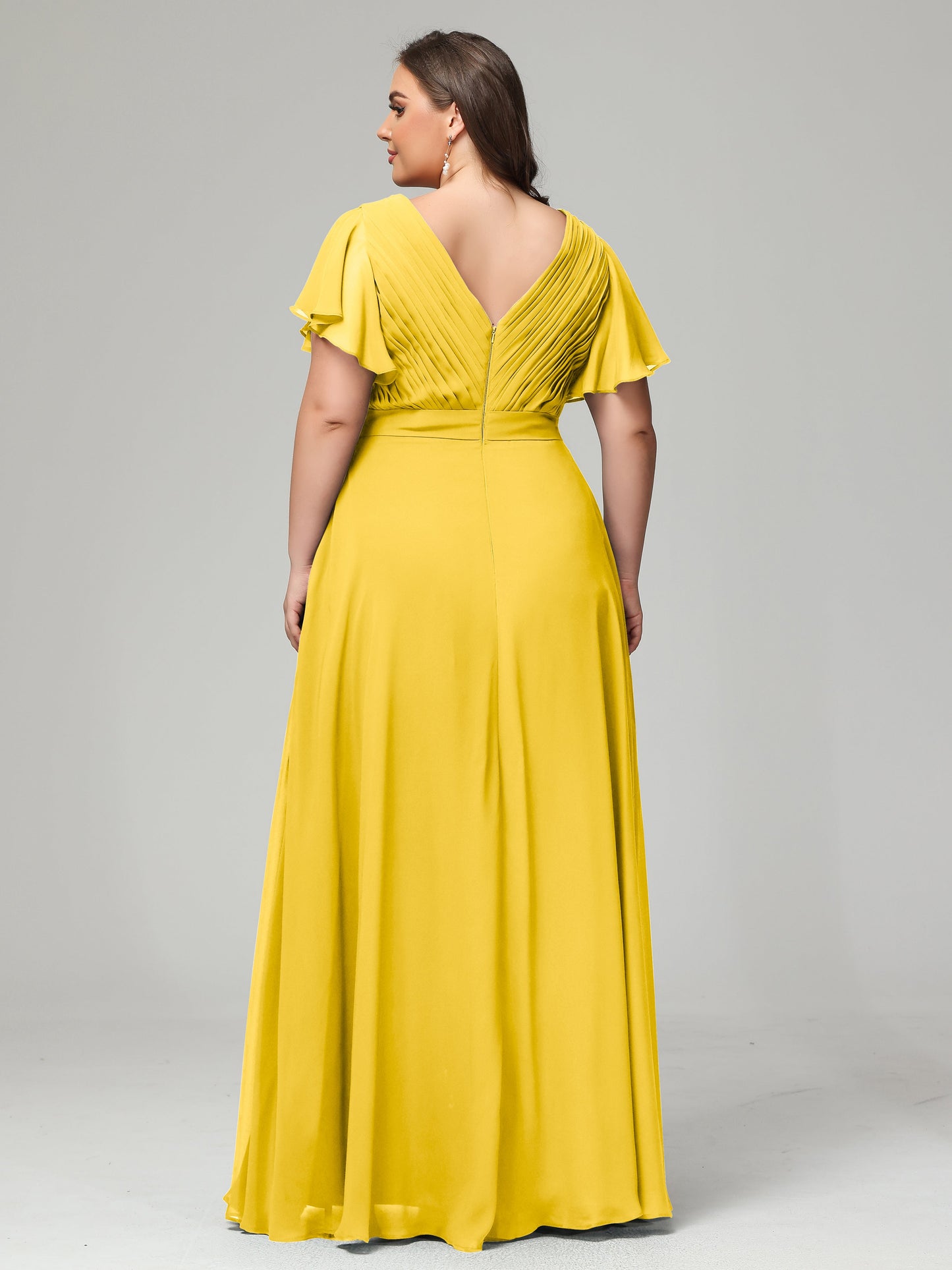 Elegant Plus Size Long Bridesmaid Dresses with Sleeves
