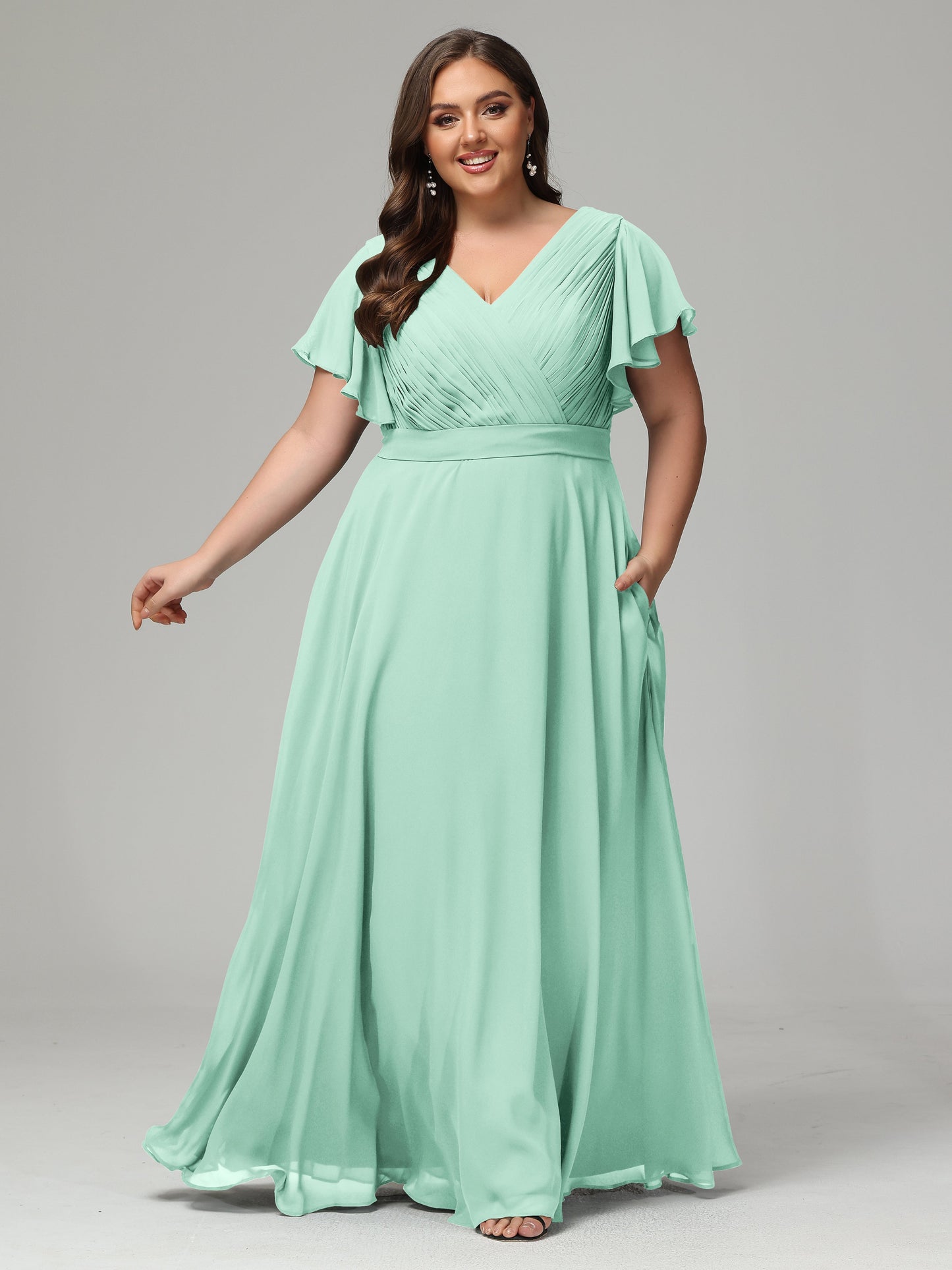 Elegant Plus Size Long Bridesmaid Dresses with Sleeves