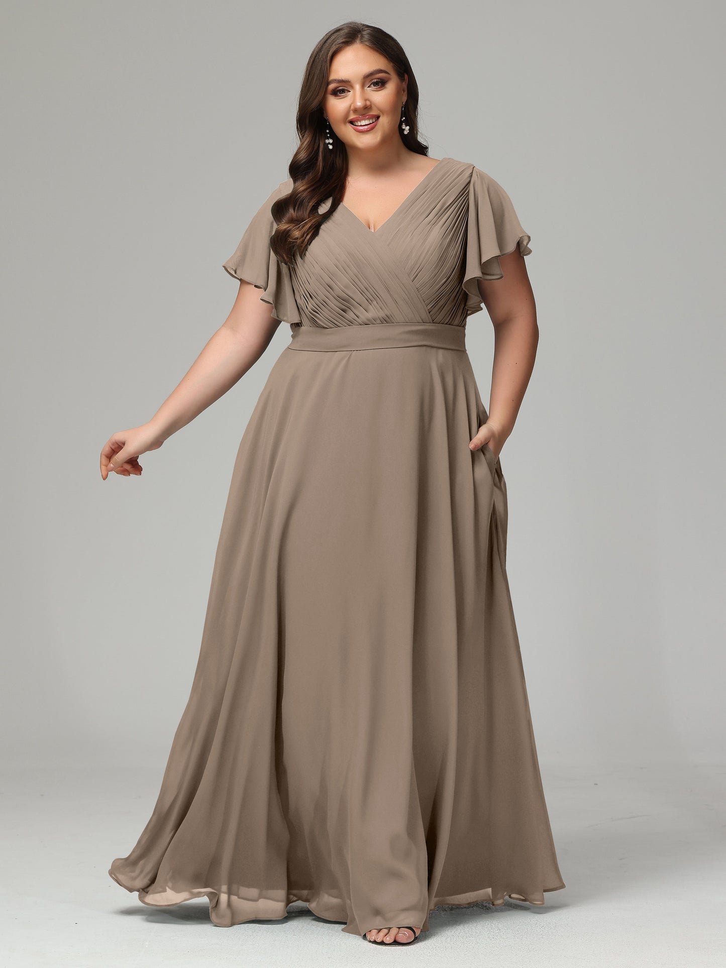 Elegant Plus Size Long Bridesmaid Dresses with Sleeves