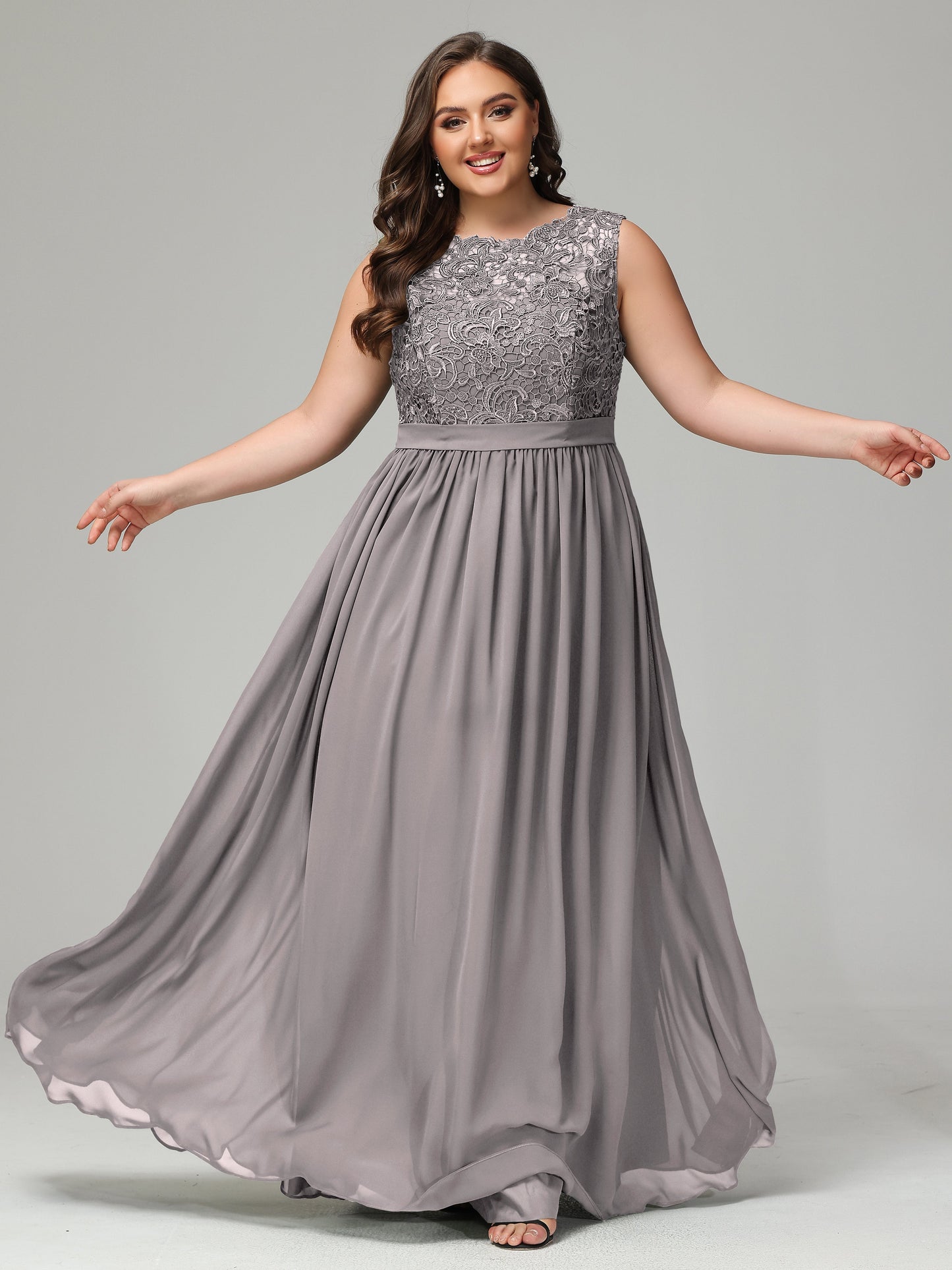 A-Line Bateau Plus Size Chiffon Bridesmaid Dresses