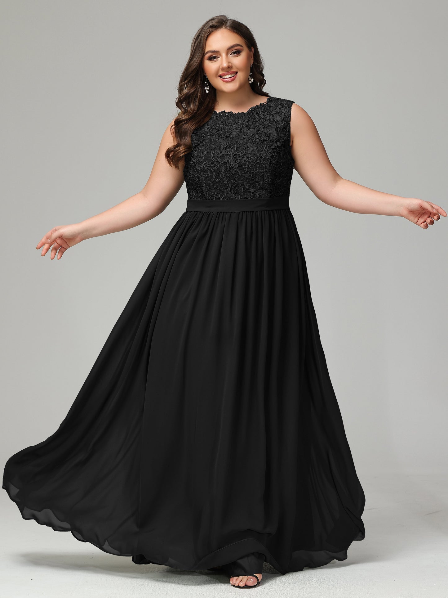 A-Line Bateau Plus Size Chiffon Bridesmaid Dresses