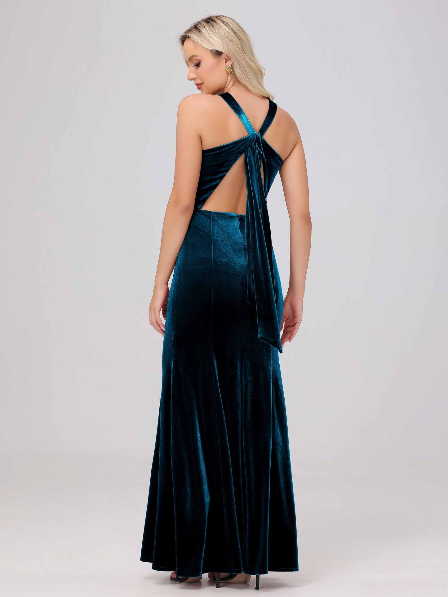 Sheath Halter Sleeveless Open Back Maxi Velvet Bridesmaid Dresses