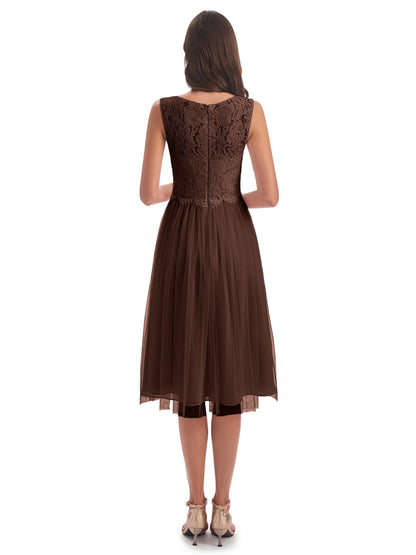 Luna Knee Length Scoop Lace Bridesmaid Dresses