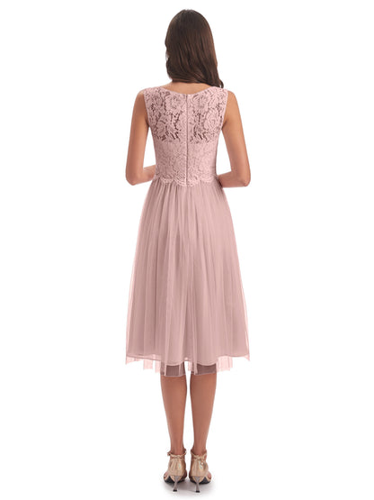 Luna Knee Length Scoop Lace Bridesmaid Dresses
