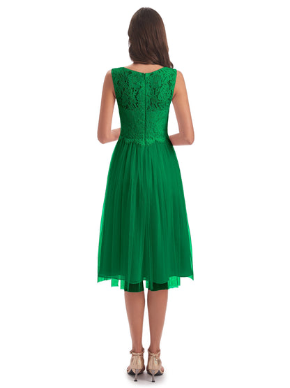 Luna Knee Length Scoop Lace Bridesmaid Dresses