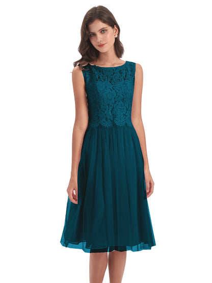 Luna Knee Length Scoop Lace Bridesmaid Dresses