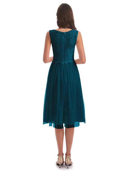 Luna Knee Length Scoop Lace Bridesmaid Dresses