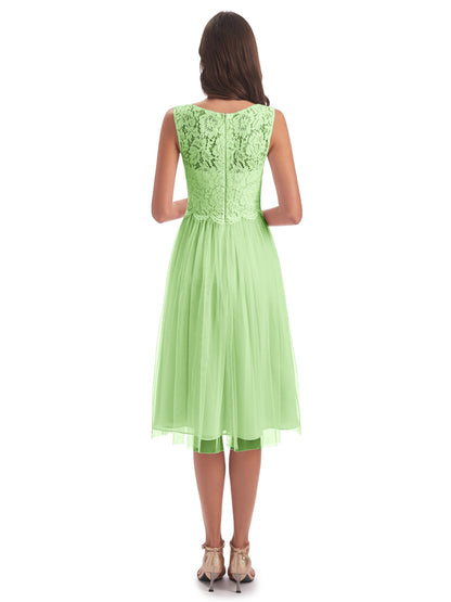 Luna Knee Length Scoop Lace Bridesmaid Dresses