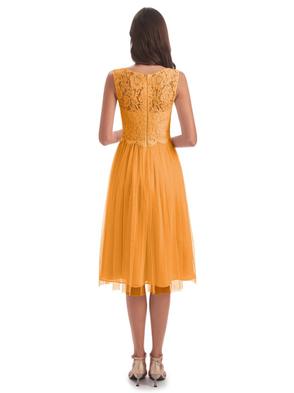 Luna Knee Length Scoop Lace Bridesmaid Dresses