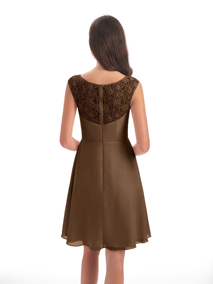 Zendaya Knee Length V-neck Chiffon Bridesmaid Dresses