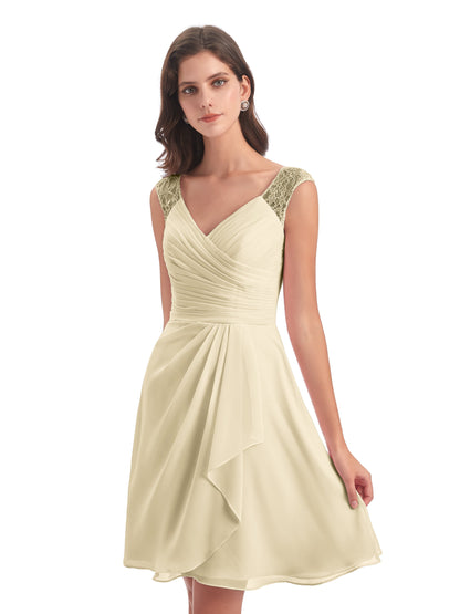 Zendaya Knee Length V-neck Chiffon Bridesmaid Dresses