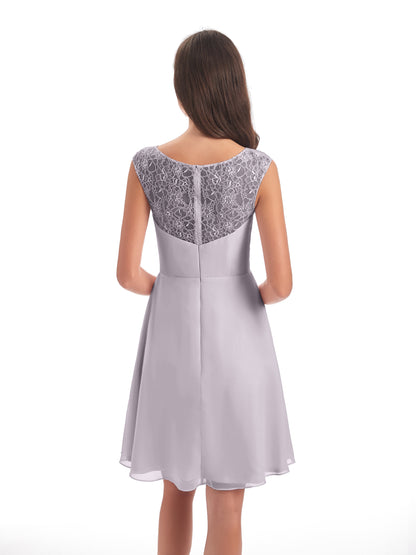 Zendaya Knee Length V-neck Chiffon Bridesmaid Dresses