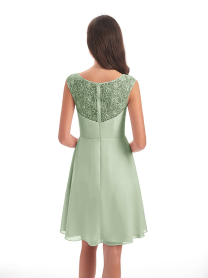 Zendaya Knee Length V-neck Chiffon Bridesmaid Dresses