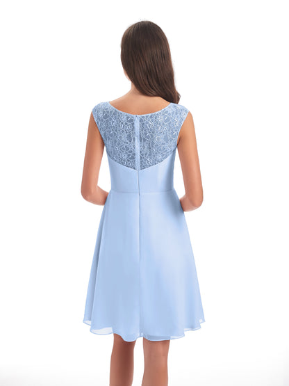 Zendaya Knee Length V-neck Chiffon Bridesmaid Dresses