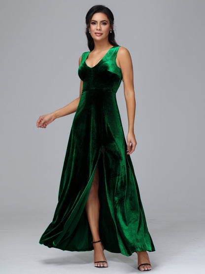Straps V Neck Plus Size Bridesmaid Dress With Slit
