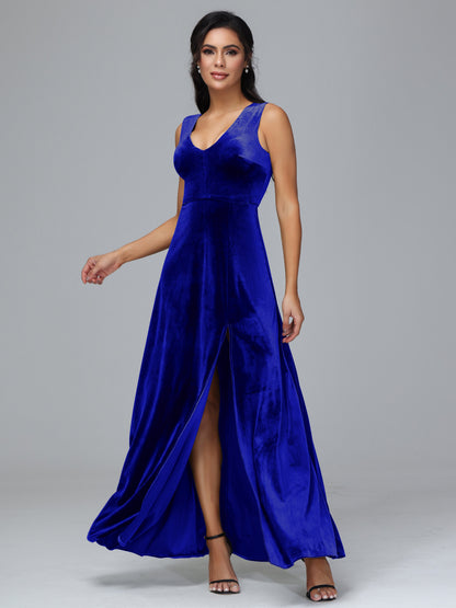 Straps V Neck Plus Size Bridesmaid Dress With Slit