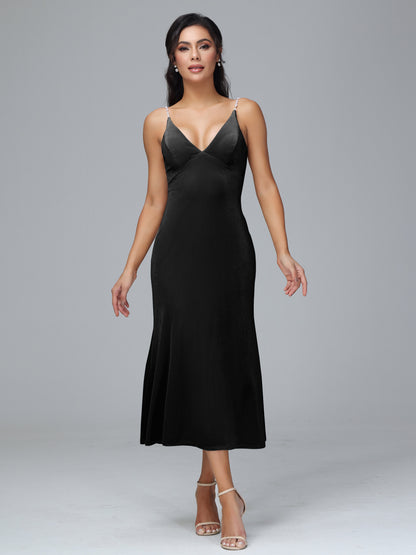 V Neck Spaghetti Straps Plus Size Velvet Bridesmaid Dress