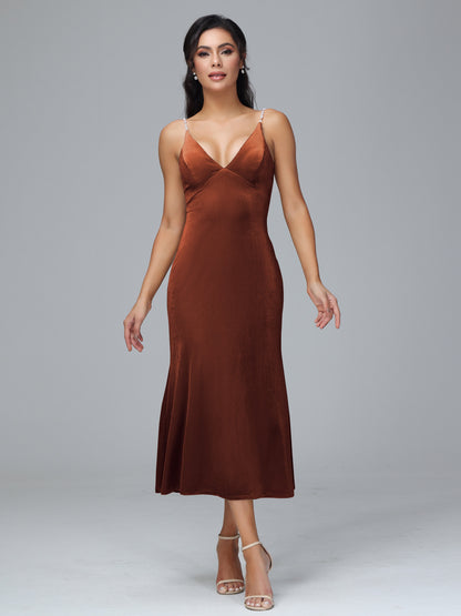 V Neck Spaghetti Straps Plus Size Velvet Bridesmaid Dress