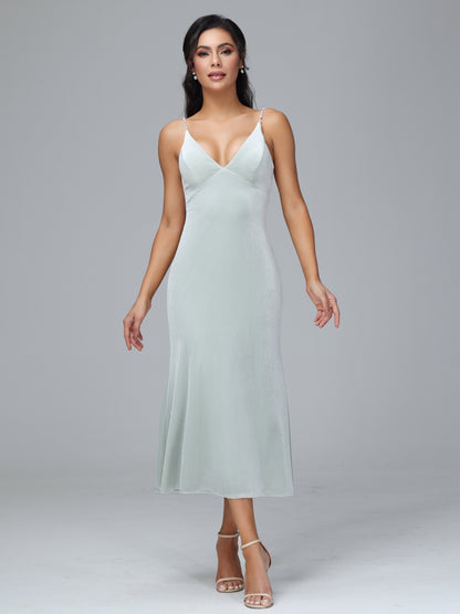 V Neck Spaghetti Straps Plus Size Velvet Bridesmaid Dress