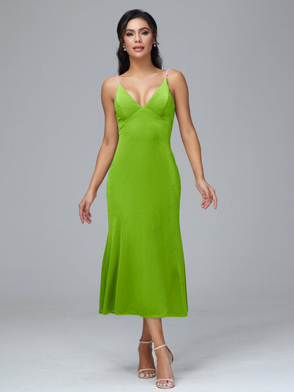 V Neck Spaghetti Straps Plus Size Velvet Bridesmaid Dress