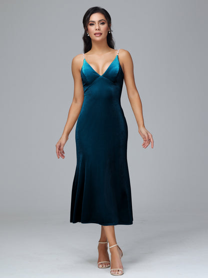 V Neck Spaghetti Straps Plus Size Velvet Bridesmaid Dress