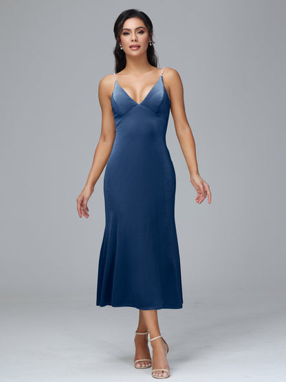 V Neck Spaghetti Straps Plus Size Velvet Bridesmaid Dress