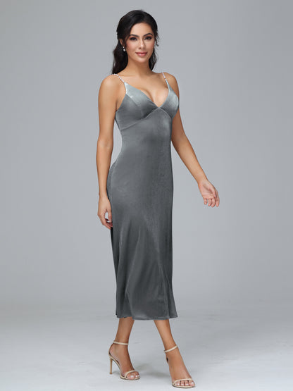 V Neck Spaghetti Straps Plus Size Velvet Bridesmaid Dress