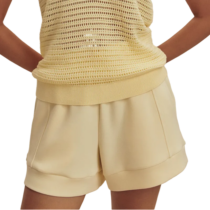 Varley Atrium Hi-Rise Shorts (4.5") - Anise Flower